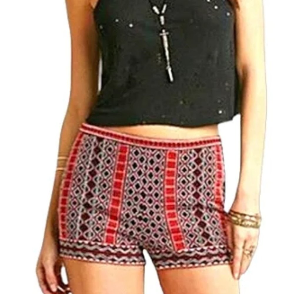 FOREVER 21 Embroidered & Beaded Shorts. Fully lined. 2" inseam Size L